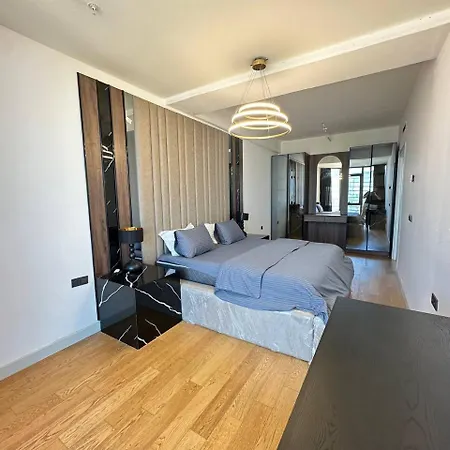 Stunning Skyview Luxury Floor In High Floor *