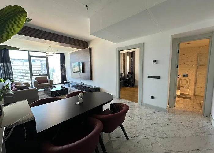 公寓 Stunning Skyview Luxury Floor In High Floor 伊斯坦布尔