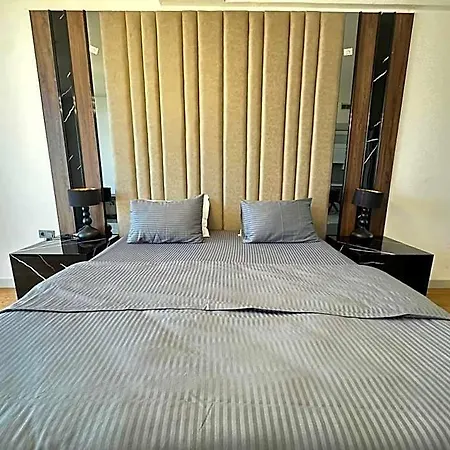 Apartamento Stunning Skyview Luxury Floor In High Floor