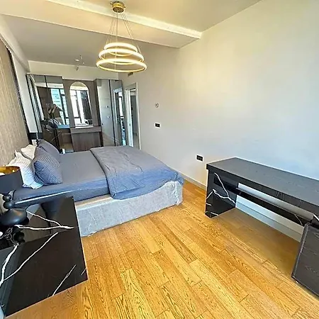 Apartamento Stunning Skyview Luxury Floor In High Floor Istambul