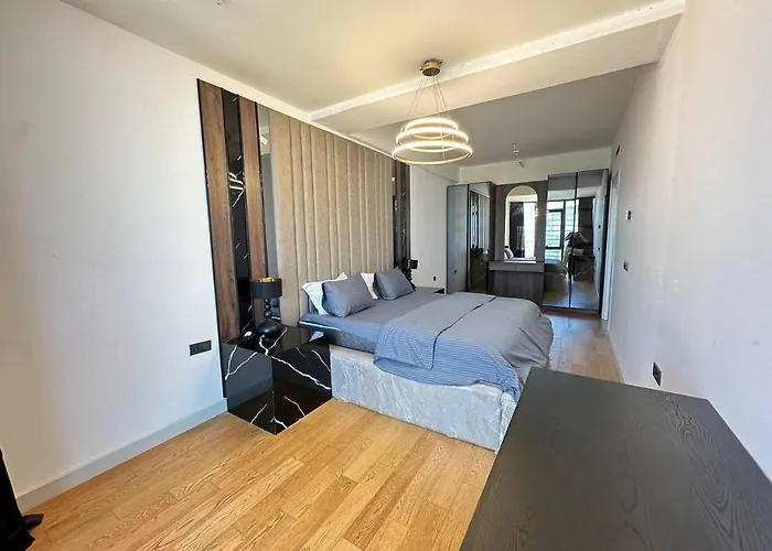 Stunning Skyview Luxury Floor In High Floor *