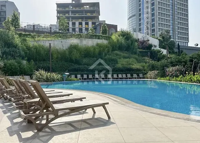 Stunning Skyview Luxury Floor In High Floor איסטמבול