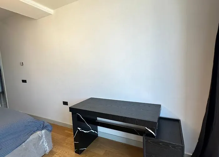 Stunning Skyview Luxury Floor In High Floor *