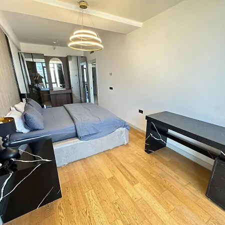 شقة Stunning Skyview Luxury Floor In High Floor اسطنبول