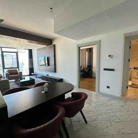 Stunning Skyview Luxury Floor In High Floor شقة